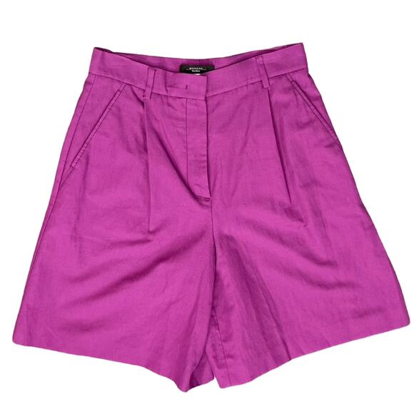 Max Mara Weekend Fuchsia Plum Purple Pleated Linen Blend Bermuda Shorts size 8 - Picture 2 of 9